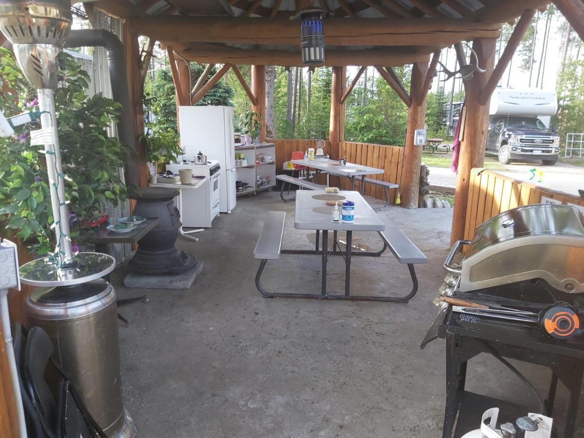 Blue River Cabins & Campgrounds Экстерьер фото