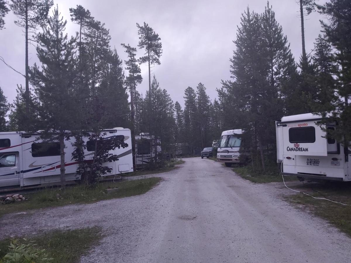 Blue River Cabins & Campgrounds Экстерьер фото