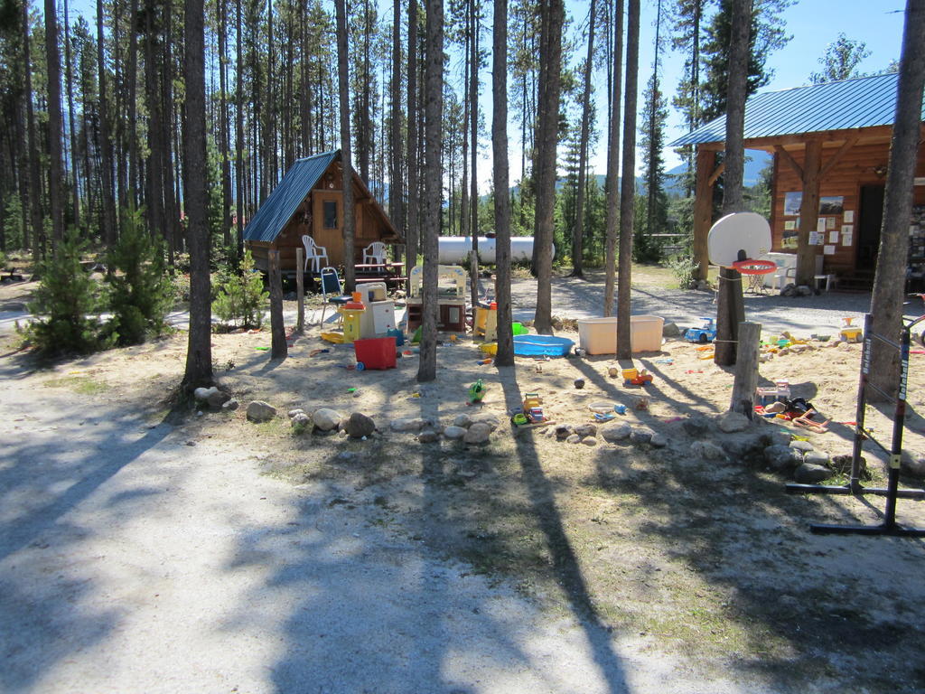 Blue River Cabins & Campgrounds Экстерьер фото