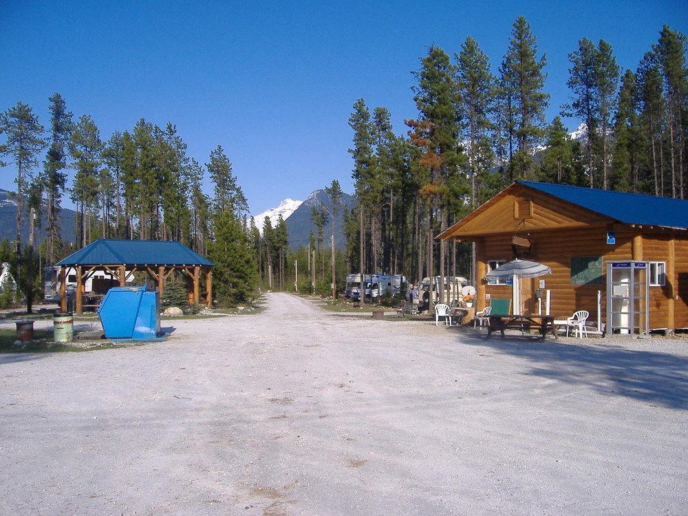 Blue River Cabins & Campgrounds Экстерьер фото